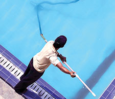 Pool Cleaning 